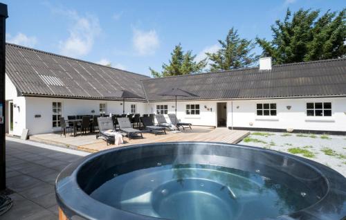 Nr. Lyngby House | Lovely Home In Løkken With Sauna