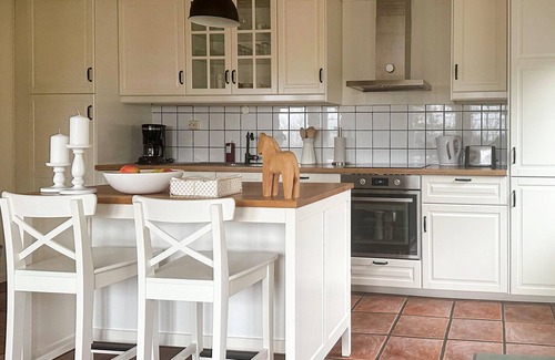 Lindesnes House | Lovely home in Lindesnes with sauna