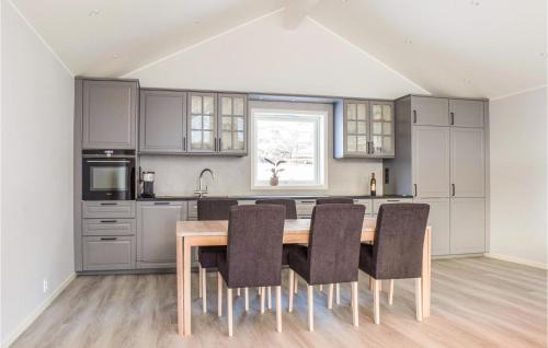 Masfjorden House | Lovely Home In Masfjordnes With Wifi