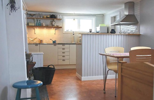 Malmback House | Lovely home in Nässjö with kitchen