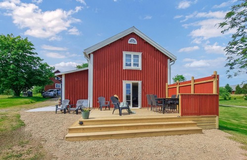 Malmback House | Lovely home in Nässjö with kitchen