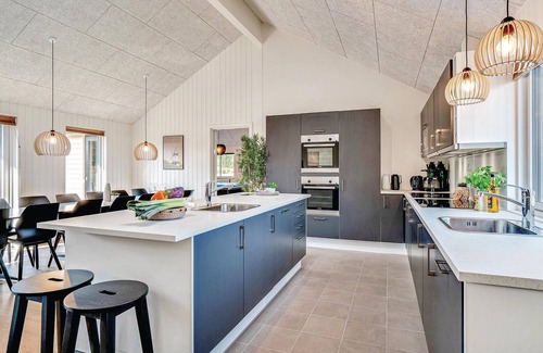 Houstrup House | Lovely home in Nørre Nebel with WiFi