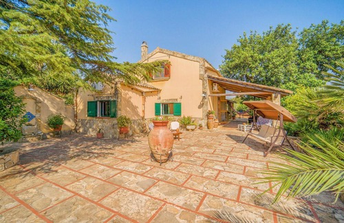 Partanna House | Lovely home in Partanna with WiFi