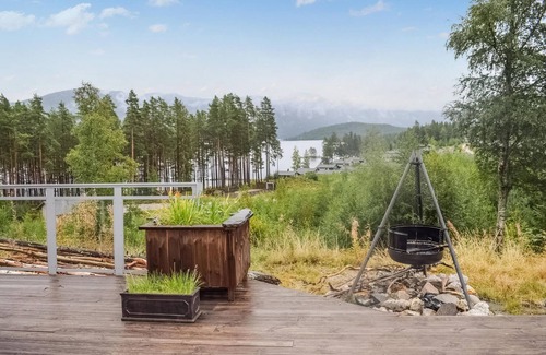 Nissedal House | Lovely home in Treungen with kitchen