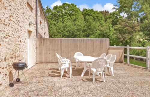 Vaudoy House | Lovely home in Vaudoy-en-Brie with WiFi