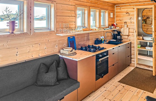 Haugastol House | Lovely home in Vøringsfoss with sauna