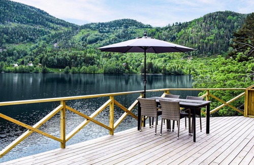 Kviteseid House | Lovely home in Vråliosen with sauna