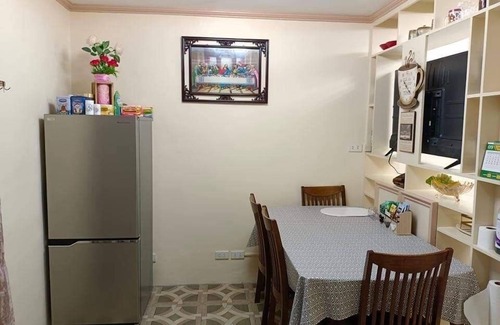 Clark House | Lovely Nest Townhouse 2 BR, 2 T&B, for 7 guests near Clark Airport, Aqua Planet