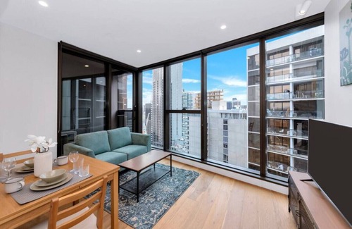 Chinatown Apartment | Lovely one bed room apt Ultimate Luxury Lifestyle with Great Location