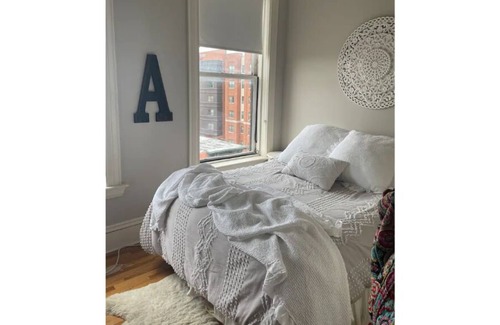 Downtown Syracuse Apartment | Lovely one bedroom in downtown Syracuse