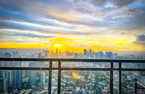 Downtown House | Lovely Penthouse Unit in the Gramercy