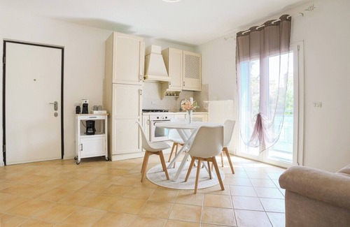 Fiumicino Apartment | Lovely seafront apartment with large garden, 10 min from Fiumicino Airport