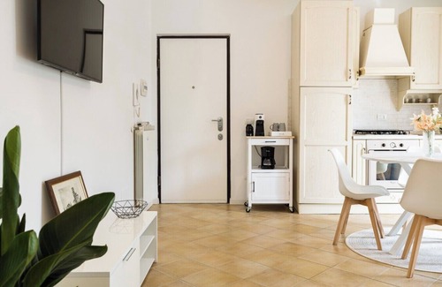 Fiumicino Apartment | Lovely seafront apartment with large garden, 10 min from Fiumicino Airport