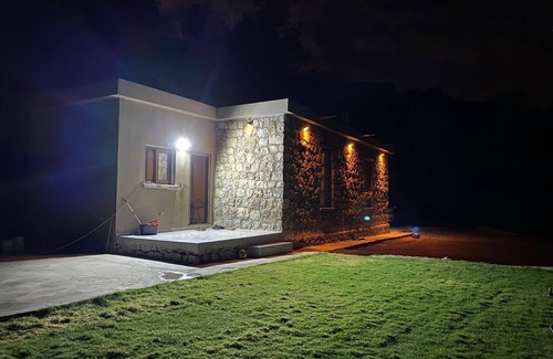 Karaoz House | Lovely Stonehouse with Pool and Backyard in Izmir