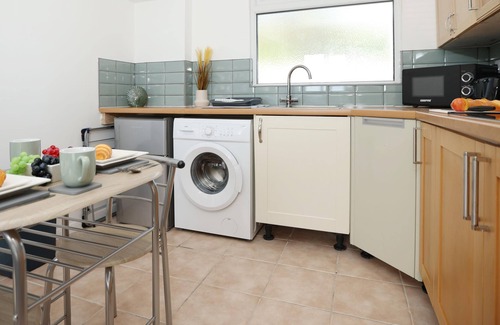 Cardiff Apartment | Lovely studio annex, quiet area