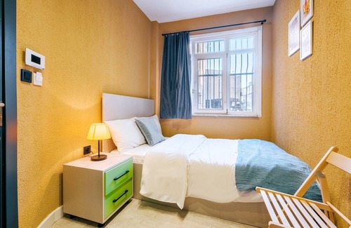 Fatih Apartment | Lovely Suite w King Bed 20 min to Hagia Sophia