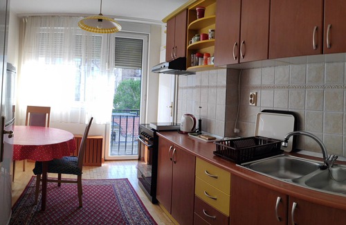 Stari Grad Apartment | Lovely two bedroom Jovanova apartment Center