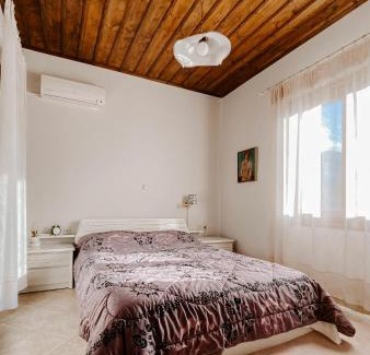 Polidrosos Villa | Lovely village house