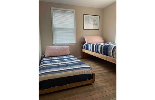 Coraopolis House | Lovin’ the Location - PIT Airport- Downtown - RMU