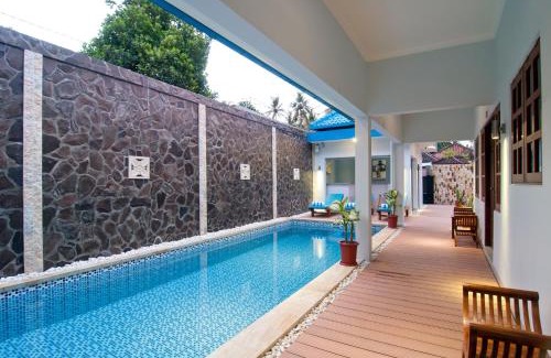 Lovina House | Lovina Oasis Hotel