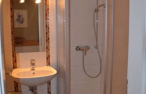 Hamelin Apartment | Lovingly furnished apartment in a listed half-timbered house.