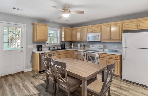 Oceanmarsh Subdivision House | Lowcountry Paradise, private gated island, 2.5 miles of beach, family friendly