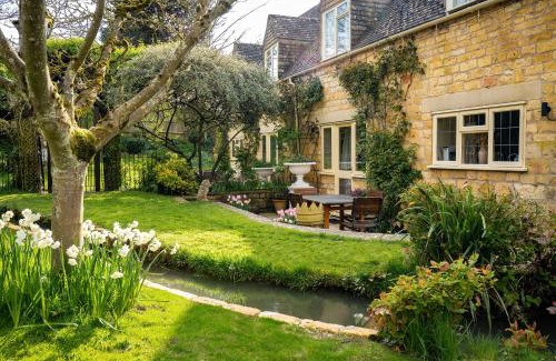 Broadway House | Lower Mill 1 Cottage Broadway