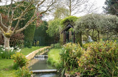 Broadway House | Lower Mill 1 Cottage Broadway