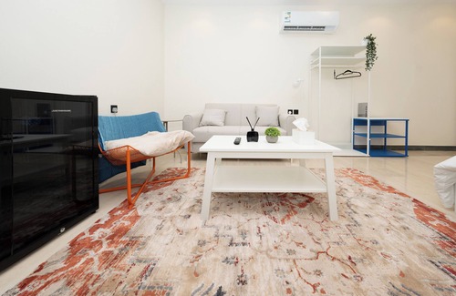 Riyadh Apartment | LP36.6 - Pristine Studio Apt Near Boulevard City