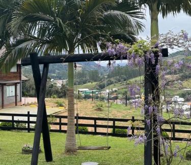 Leoberto Leal Ski Chalet | Luana Ranch