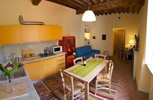 Lucca Historical Center Apartment | Lucca City Centre Apartment, Heart Historic with Free Fast Wi-Fi and Air Cond. !