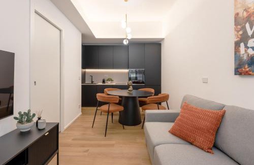 Genoa Historical Centre Apartment | Luccoli17 - Elegant City Escape with WiFi 1Gbps, Elevator, AC - Genoa Historical Center