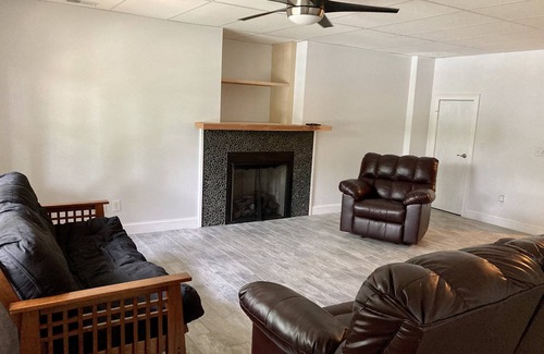 Chapin House | Lucky Enough - Guest Suite on the Water