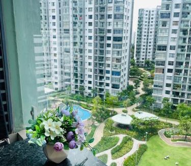 Tan Phu District Apartment | Lucky Home - Căn hộ 2PN 2WC có Wifi tại Celadon City Tân Phú gần Aeon Mall