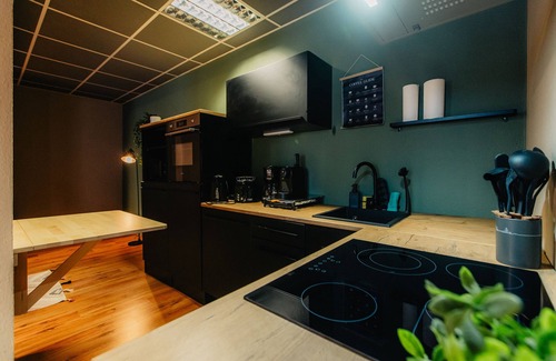 Zentrum-Nord Apartment | Luga Homes - Zoo