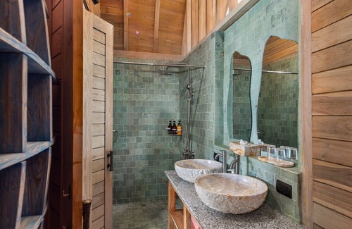 El Nido Resort | Lumbung Loft Villa with Balcony and Seaviews