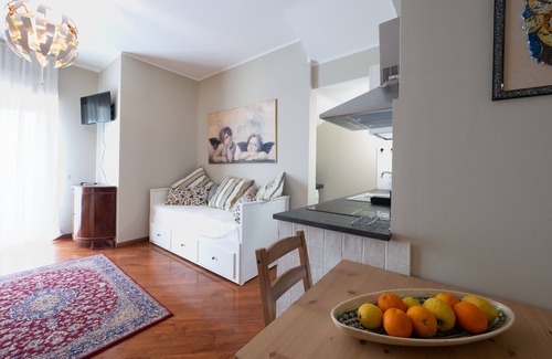 Mascalucia Apartment | Lumia Luxury Apartments - Olive tree