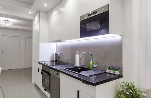 Ochota Apartment | Lumina spacious apart with 3 bedrooms
