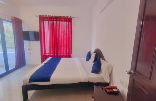 Munnar Hotel | Lumino Karthika