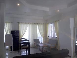 Oslob Bed & Breakfast | Luna Oslob Travellers Inn