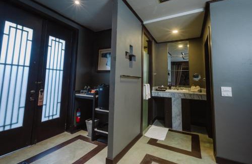 Tha Sala Apartment | Lunar Mansion Hotel - โรงแรม ลูน่า แมนชั่น เชียงใหม่