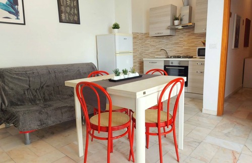 Lido di Pomposa Apartment | Lunch with a breathtaking view! Beachfront apartment in the center of Lido di Pomposa