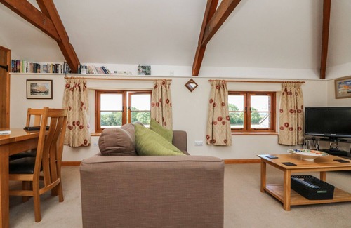 Torrington Cottage | LUNDY VIEW COTTAGE, character holiday cottage in Great Torrington