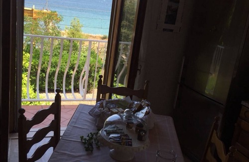 Taranto House | Lupus Inn . Fabula