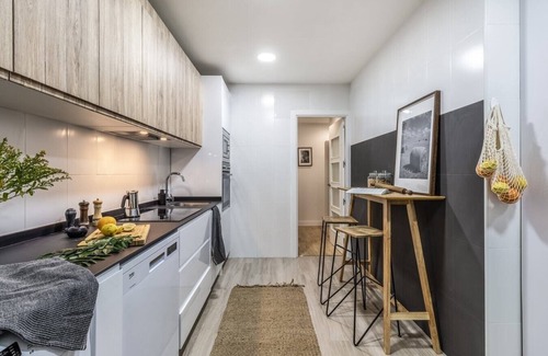 Salamanca Apartment | Luque - 3 bedrooms and balcony in Lista