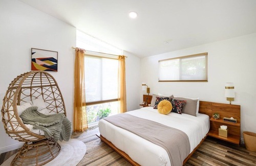 Canoga Park House | Lush 4 Bdrm Home w/ Spa, Great for Families!