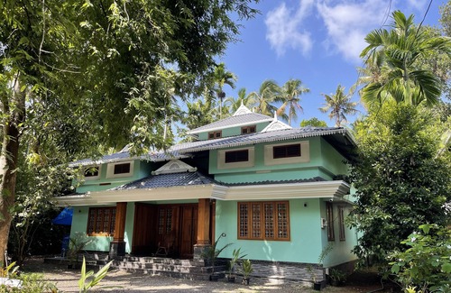Irinjalakuda Villa | Lush Villa in Kodungallur