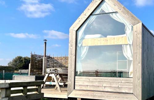 Brightlingsea House | Lushna 5 Petite at Lee Wick Farm Cottages & Glamping