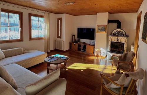 Tarvisio Villa | Lussuoso Chalet in centro a 4 min a piedi dalle piste da sci