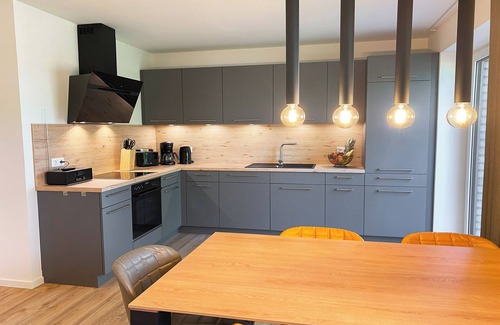 Tossens Apartment | Lütte Koje - Small, fine, close to the coast. Balcony. Quiet. Close to the beach.